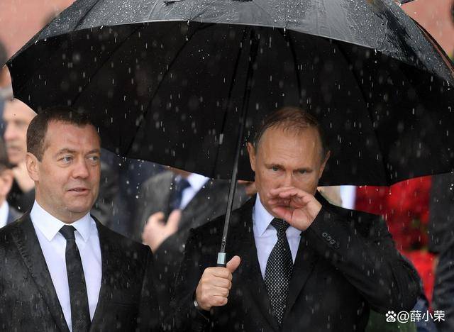 当了25年总统,普京首次全球公开:考虑找接班人但要满足三个条件