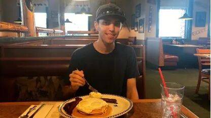 震动美国的刺杀案凶手,被慈父大义灭亲了!