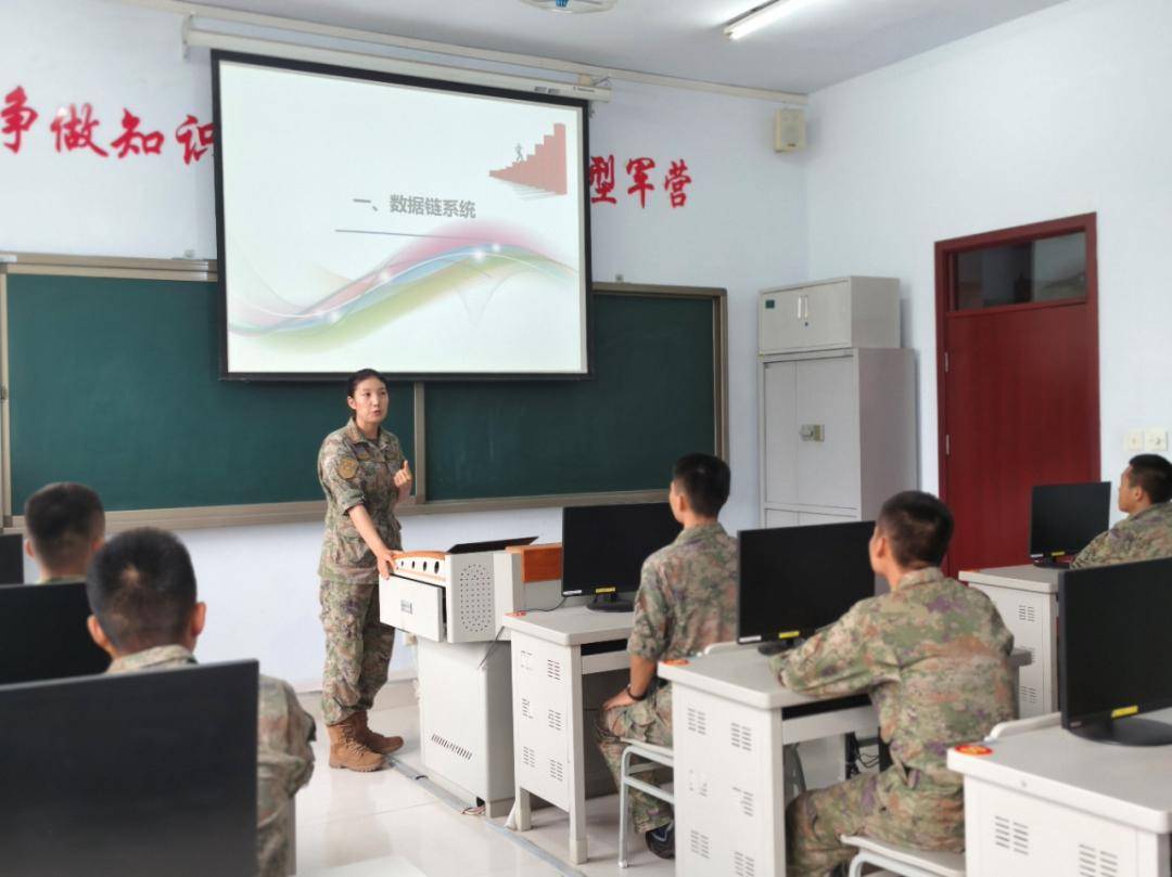 上尉女军官,收到北大录取通知书!