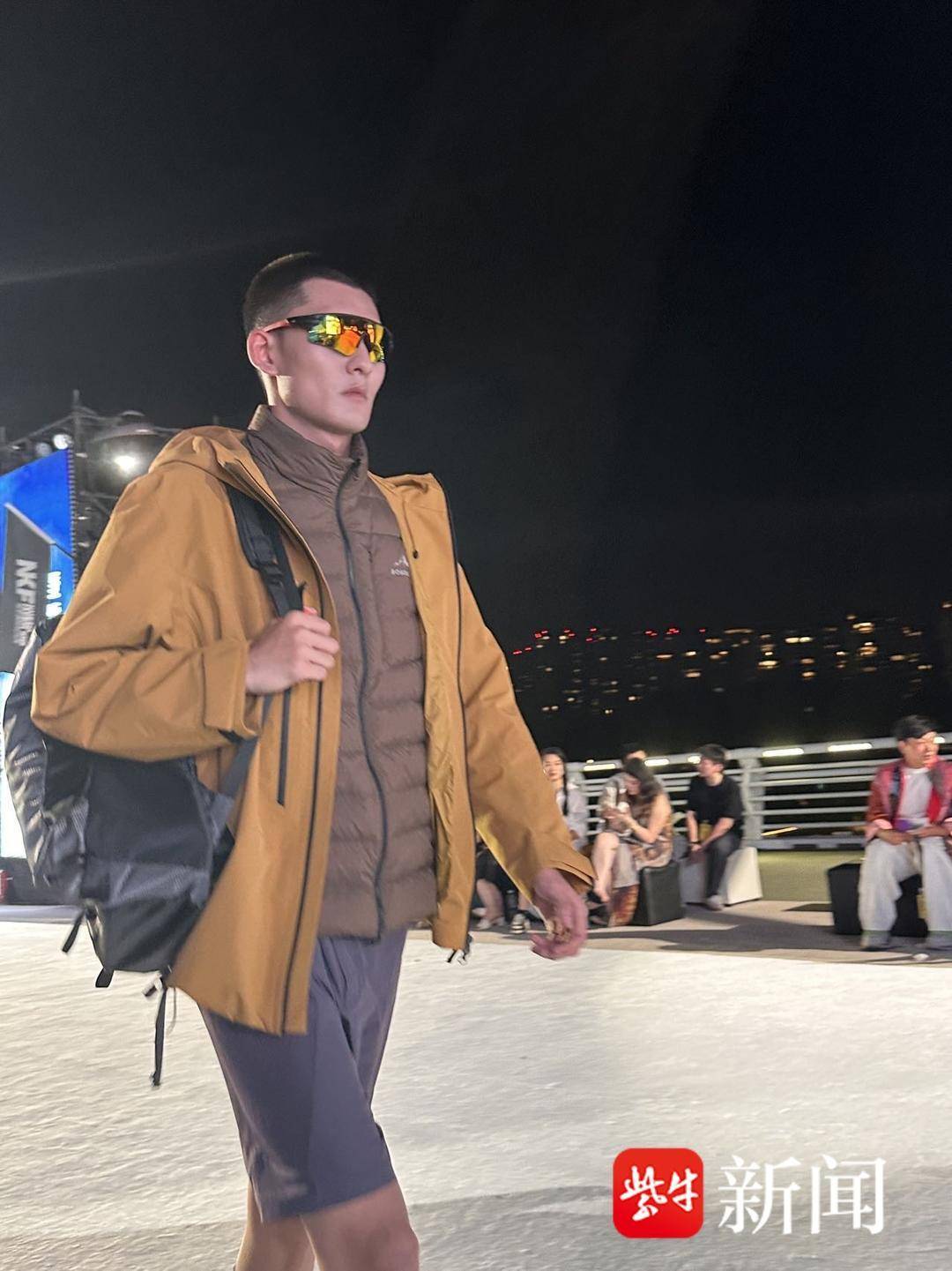 地标与时尚的化学反应!设计师主理人揭秘南京眼大秀台前幕后