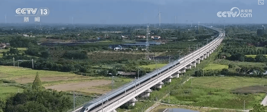 “人畅其行、货畅其流”创新高!前8个月铁路运输“成绩单”出炉