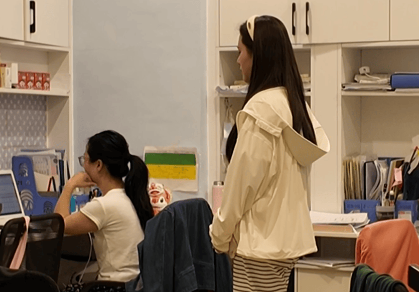 月月扣社保、公司却零缴费!贵阳一女子四万余元生育津贴无法领取,产后返岗还遭“冷暴力”,维权发现企业法人已变更
